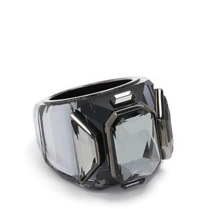 SWAROVSKI — Chroma Black Cocktail Ring. Size 7.